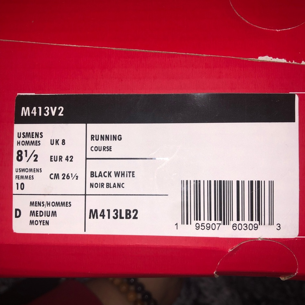 NEW Mens New Balance Black 8.5 Sneakers M413V2 - Picture 8 of 11